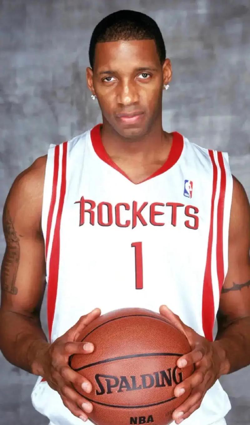 塔帅：调战术就像削铅笔，需不断调整；每个球员渴望胜利