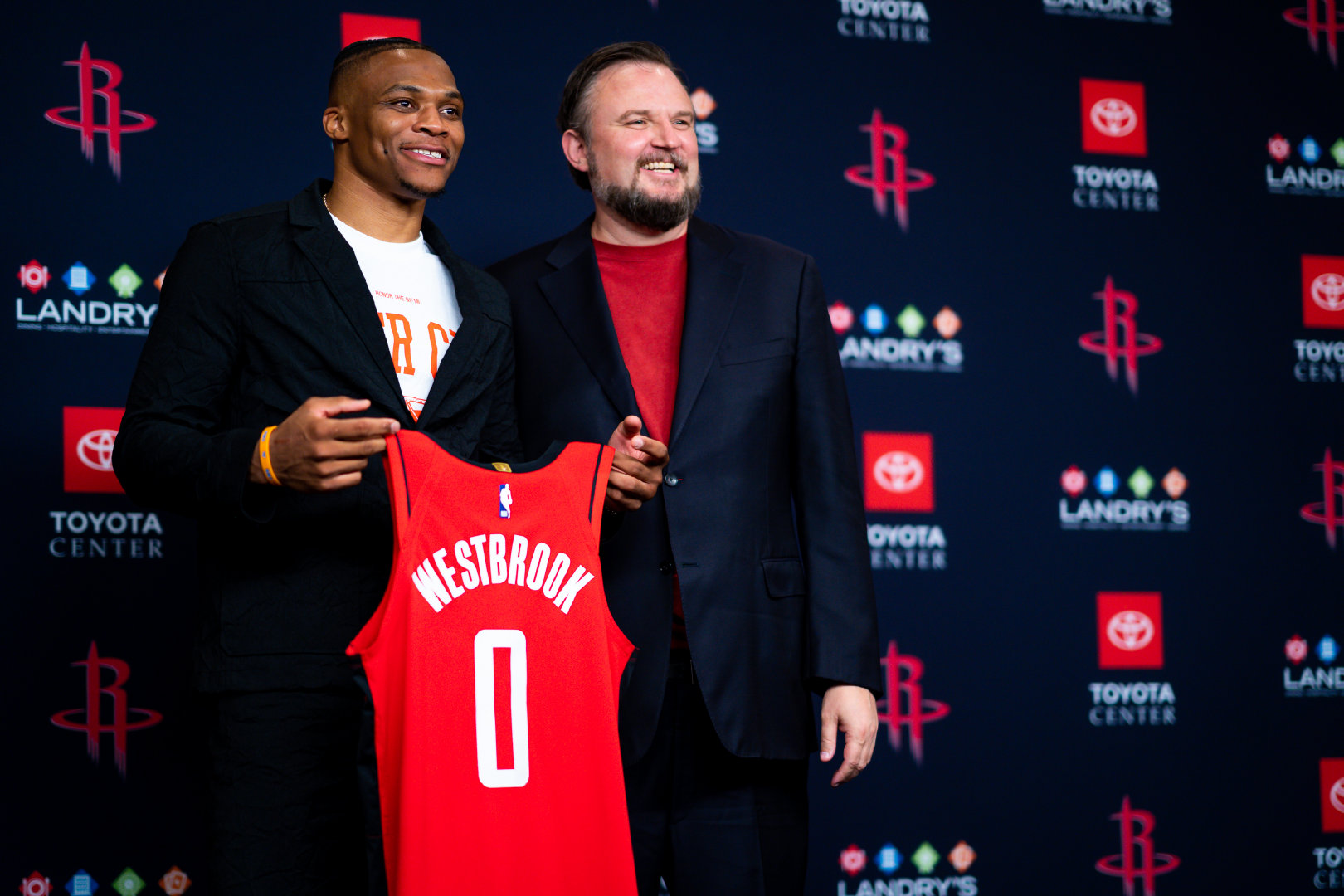 广东敲定4外援，浙江报价2米06前锋！山西新援抵达，刘炜被喊下课