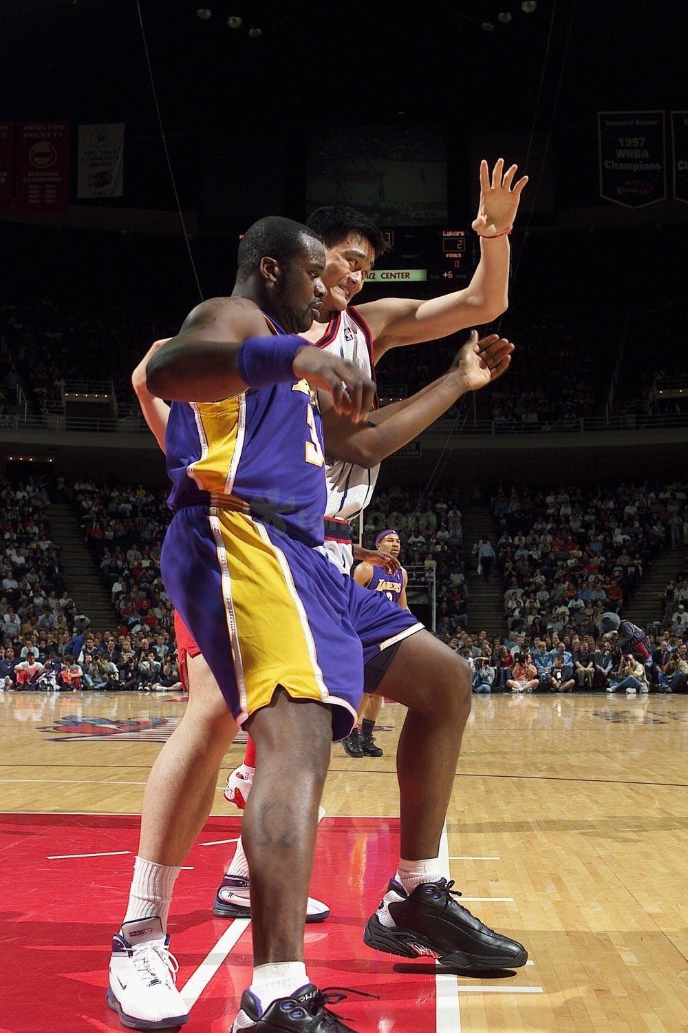 布里奇斯41分文班空砍42+18 尼克斯险胜马刺