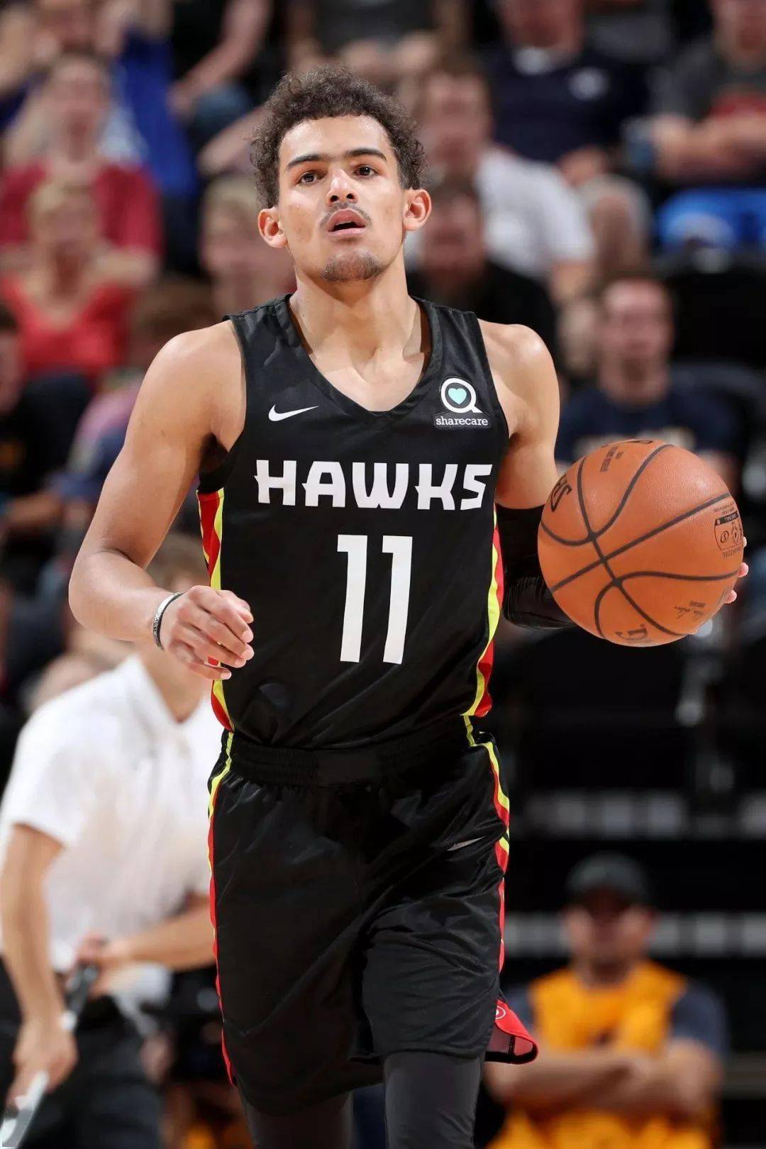 胜广东更衣室！卢伟赞3将强调团结，领导直指别膨胀，氛围感拉满